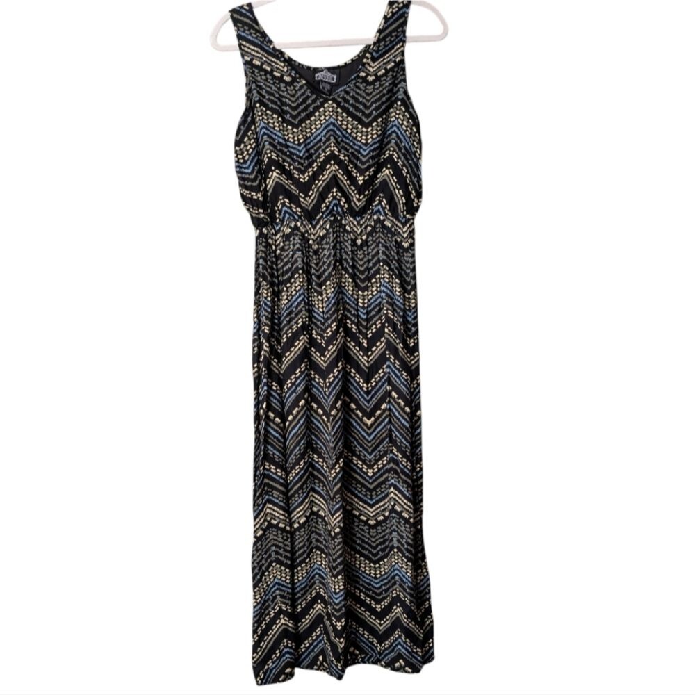 Angie Boho Geometric Chevron Sleeveless Maxi Dress size Medium Tribal sleeveless